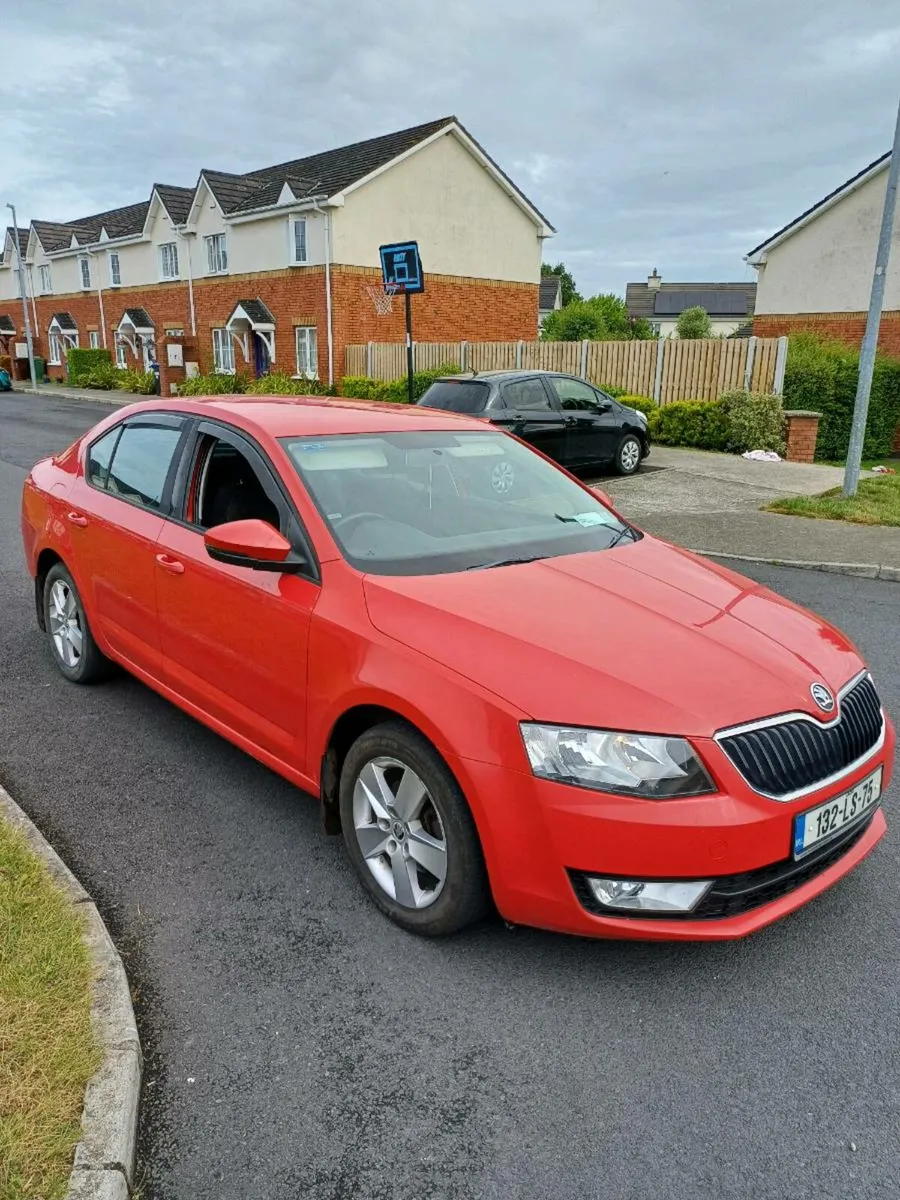 SKODA OCTAVIA NEW NCT LOW KM - Image 2