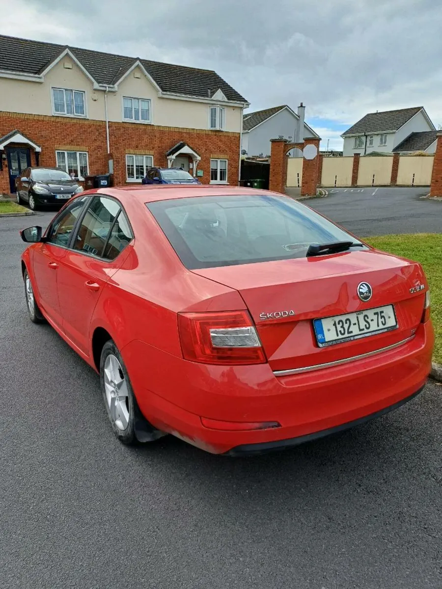 SKODA OCTAVIA NEW NCT LOW KM - Image 3
