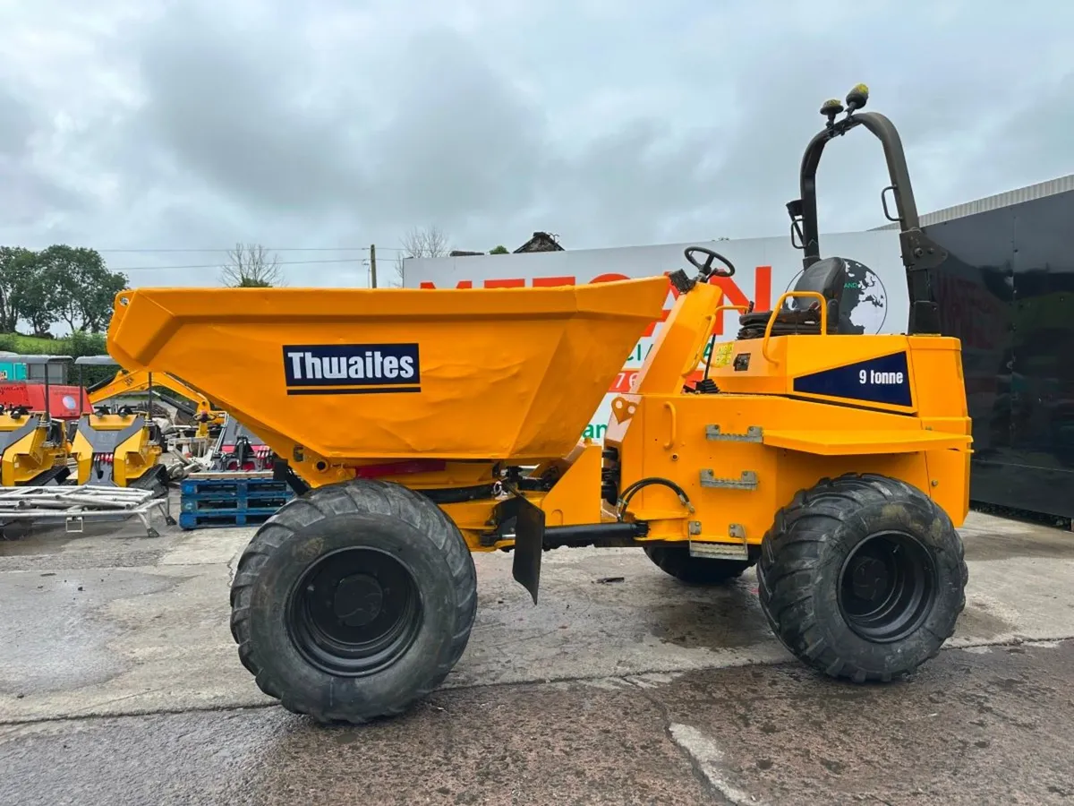 2016 THWAITES 9 TON...SWIVEL DUMPER ...1,900 hrs - Image 4