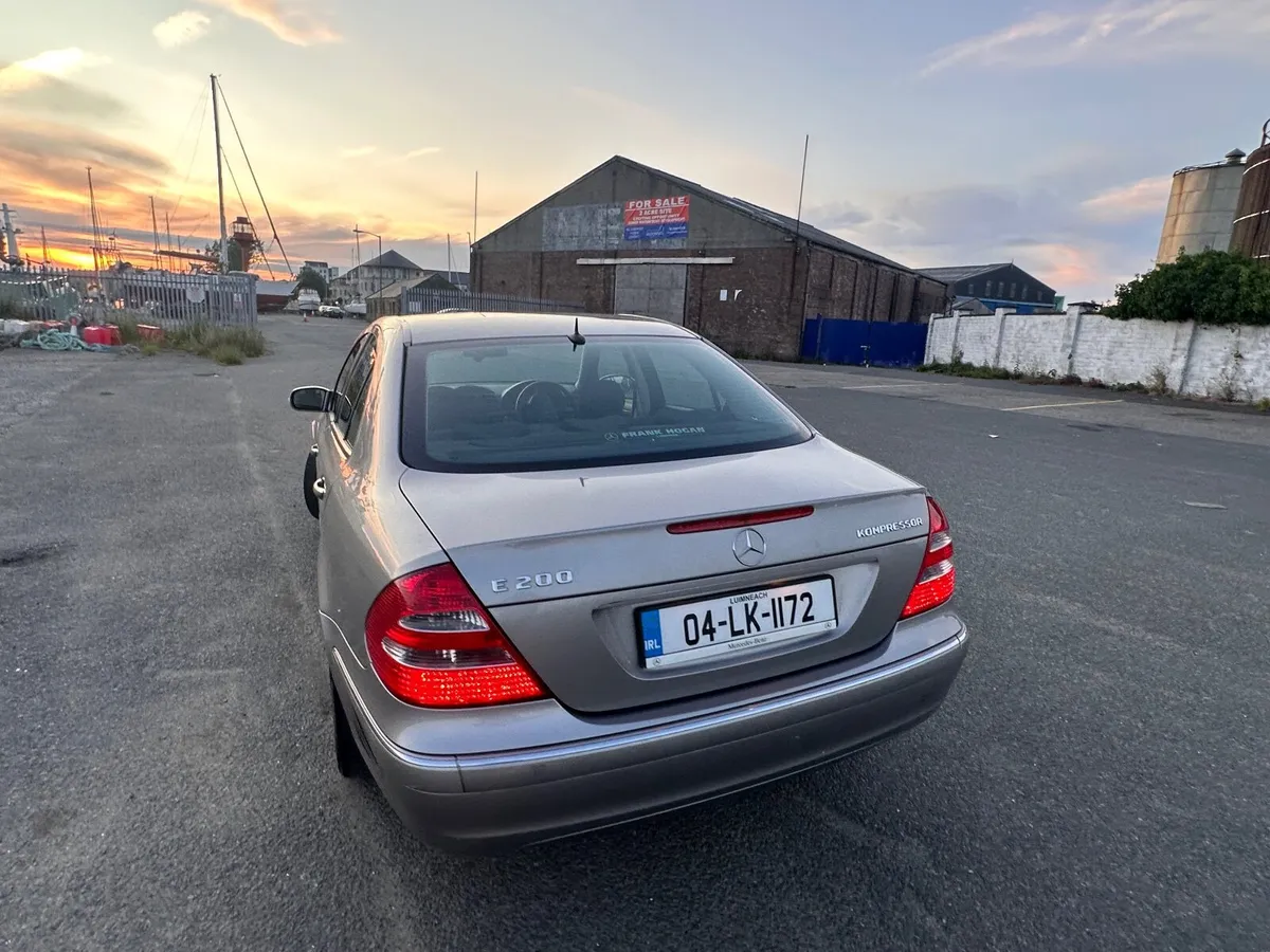 2004 E200 Auto TAX NCT - Image 3