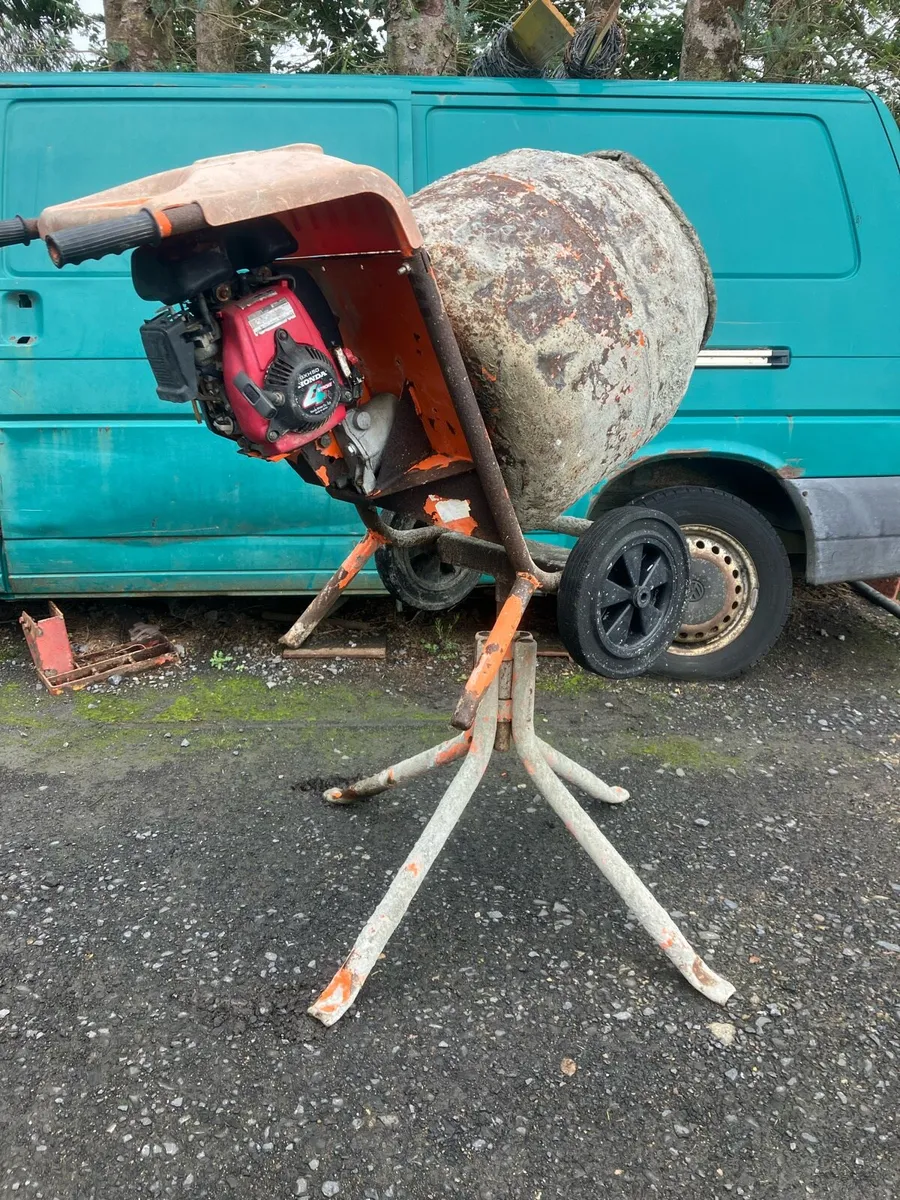 BELLE HONDA PETROL CEMENT MIXER - Image 1