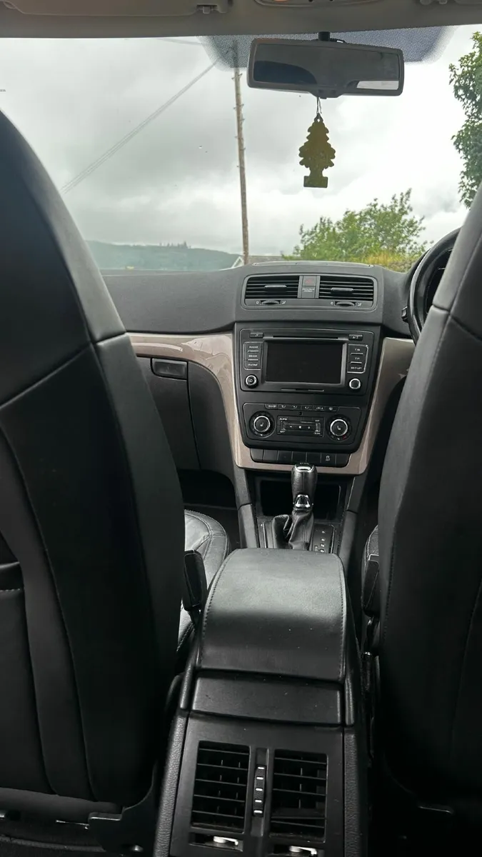 Skoda Yeti 1.2 TSI S-A Elegance for sale - Image 3