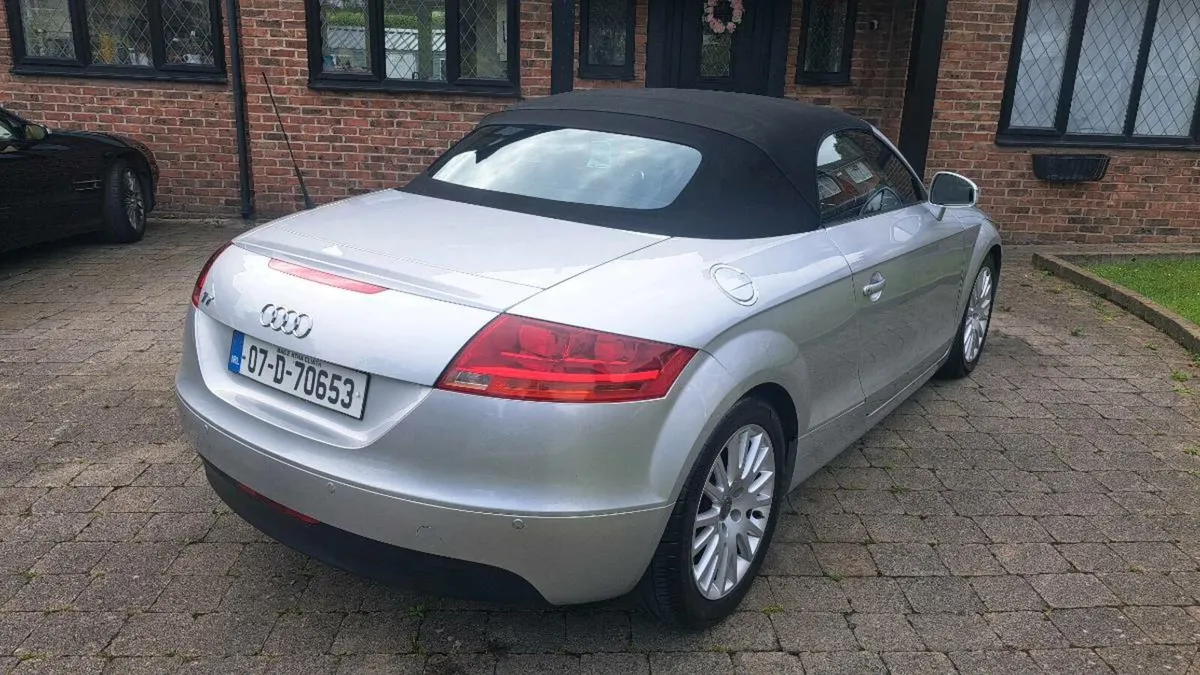 AUDI TT CONVERTIBLE 2.0TFSI 2007 VERY CLEAN CAR - Image 4