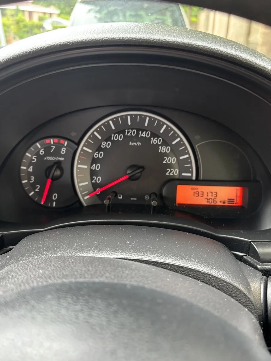 Nissan Micra 2013 - Image 4