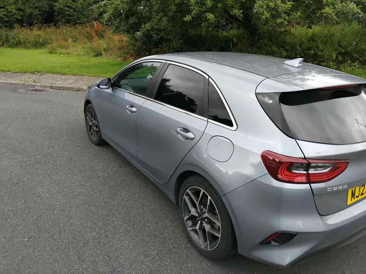 2023 Kia Ceed 3 ISG - Image 4