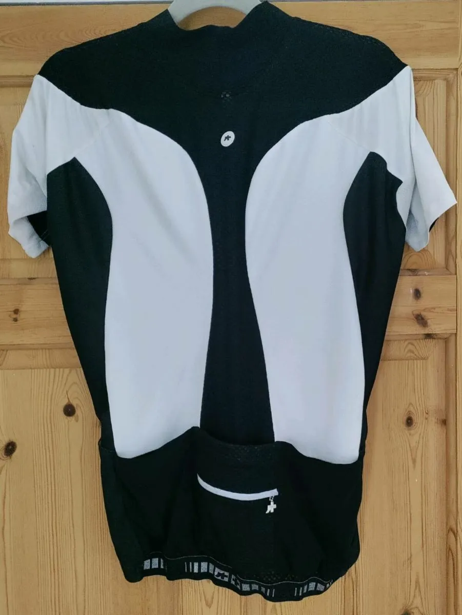Assos cycling jersey XL - Image 1