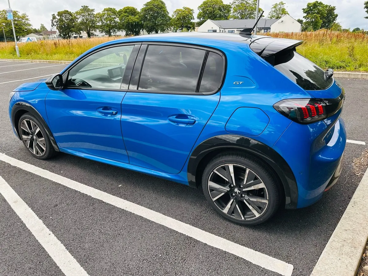 Peugeot 208 1.5 GT Line Hatchback Diesel Blue - Image 4