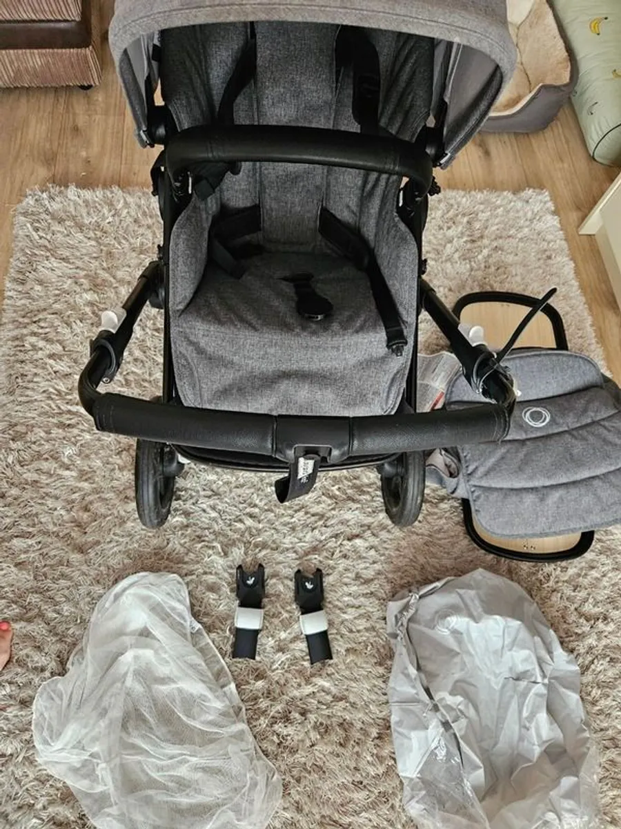 Bugaboo Fox 2 & BeSafe bundle - Image 1