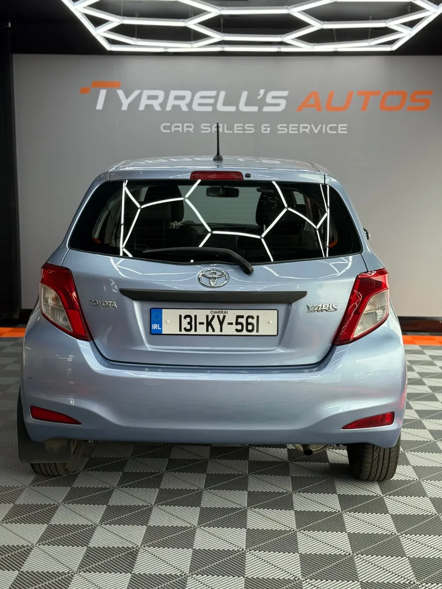 Toyota Yaris 1.0 VVT-I Terra "NEW NCT" 2013 - Image 4