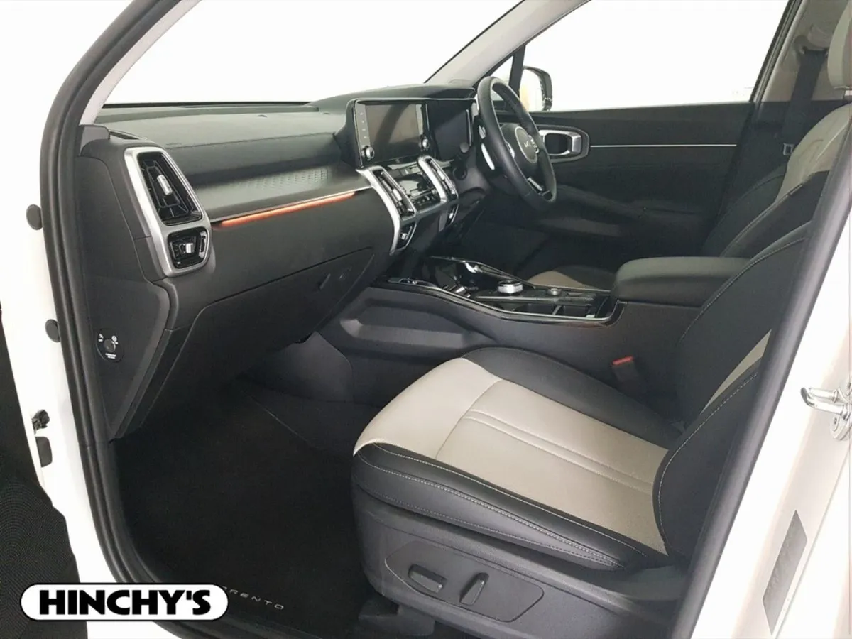 Kia Sorento 2.2 K3 4X2 Diesel 7 Seats - Image 4