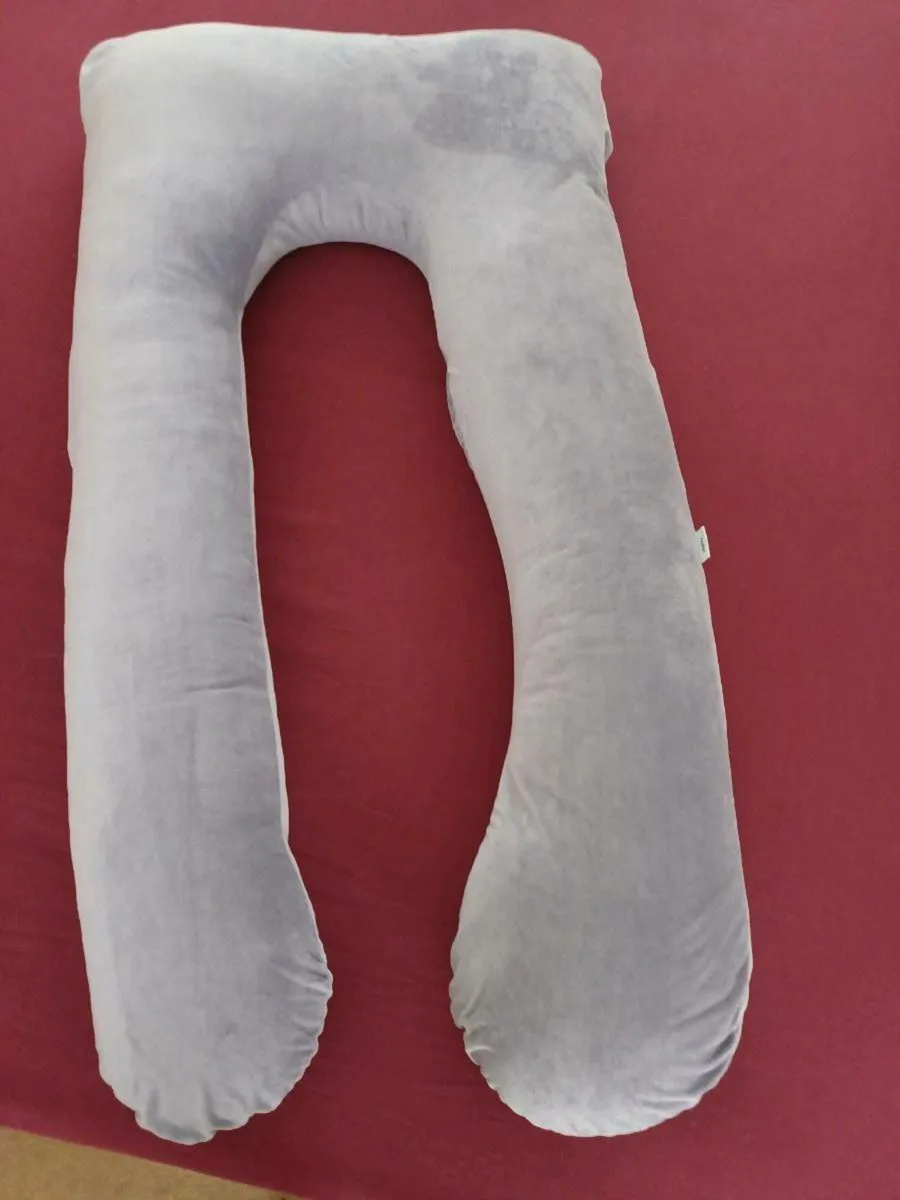 Pregnancy Pillow - Image 1