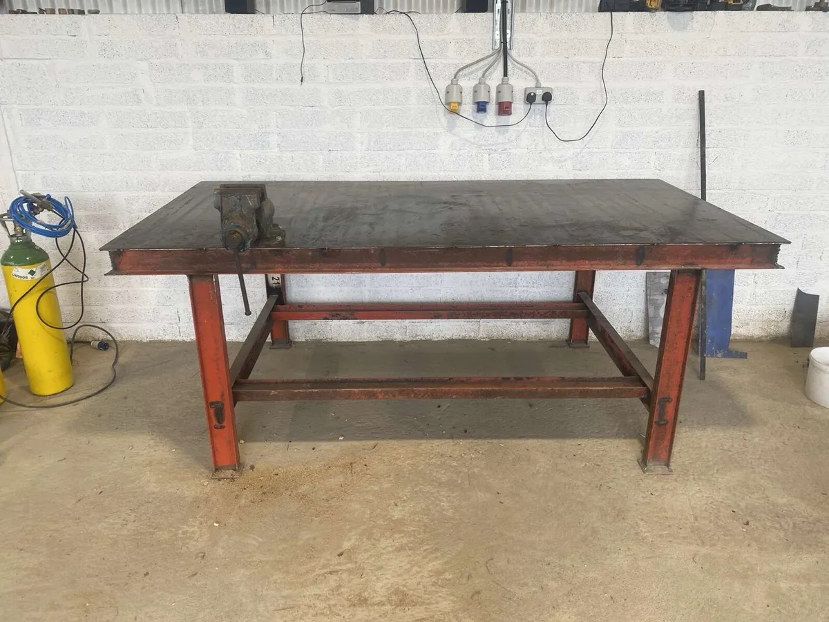 Heavy duty steel bench - Image 3