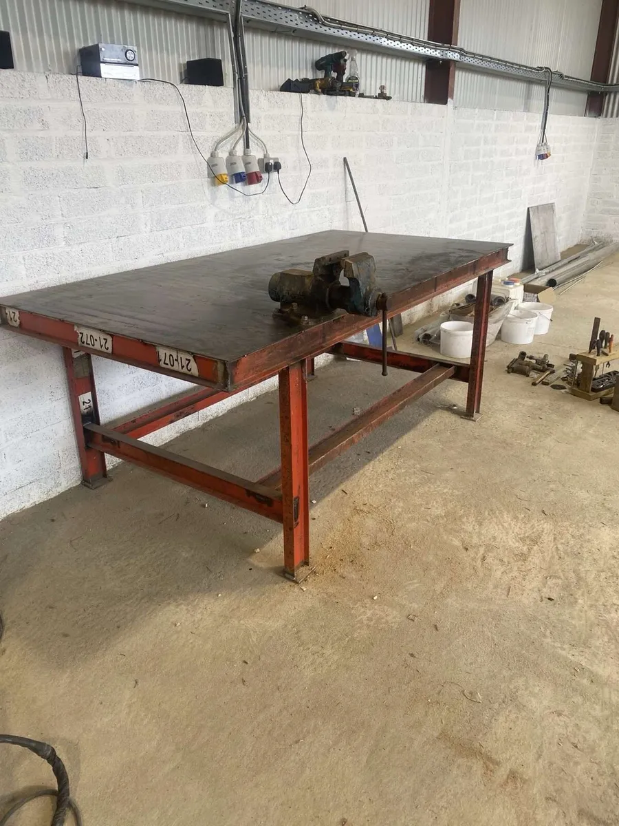Heavy duty steel bench - Image 4