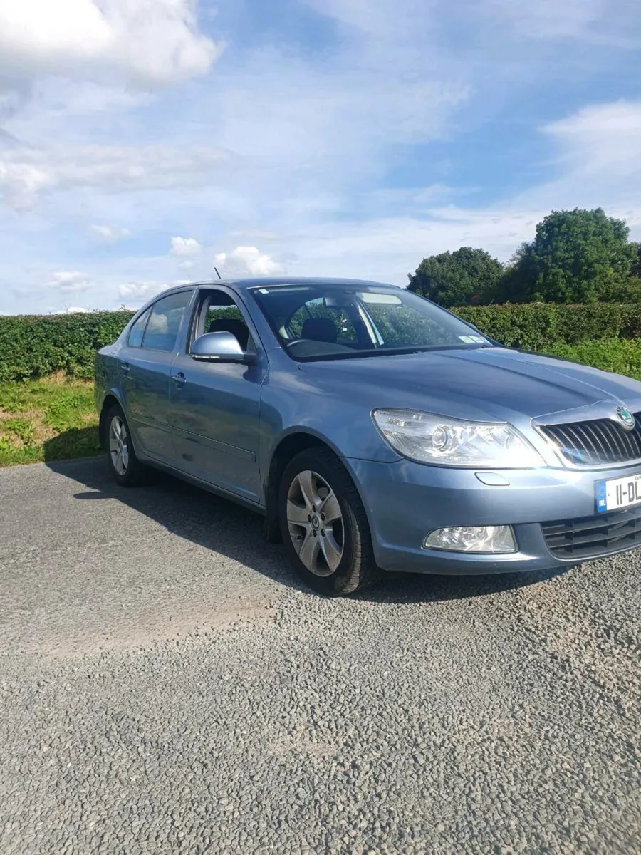 Car - Image 2