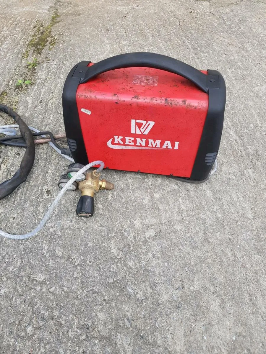Welder - Image 1