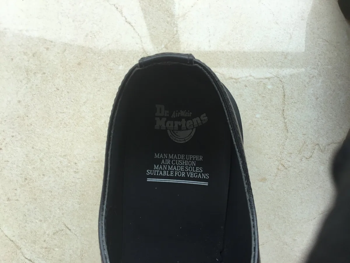 Dr Martens uni sex shoes - Image 2