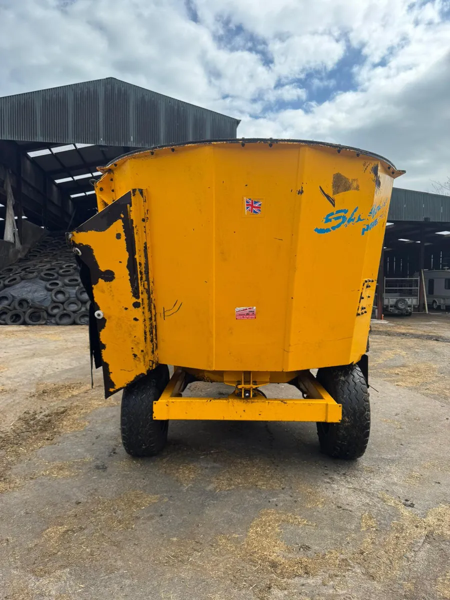 Used Shelbourne Reynolds 9Cube Tub Feeder - Image 4