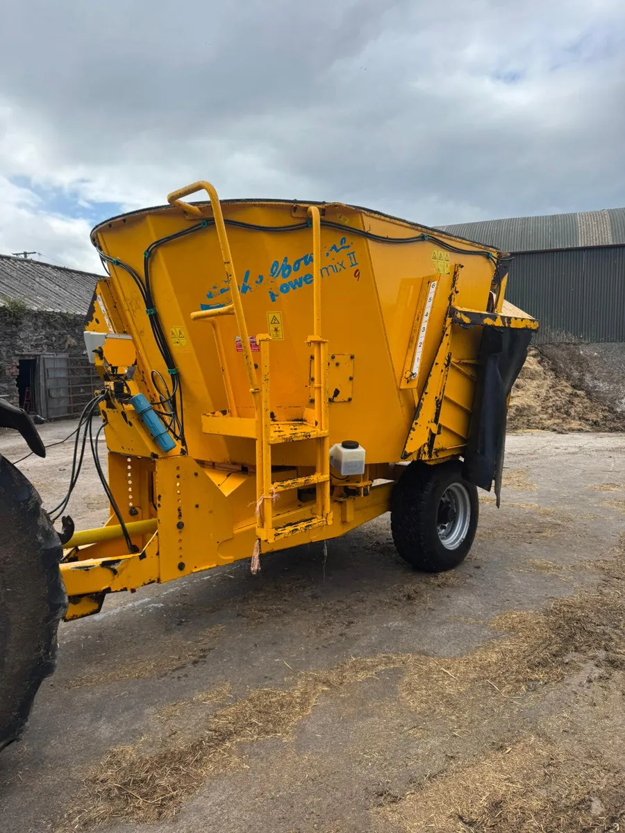 Used Shelbourne Reynolds 9Cube Tub Feeder - Image 1