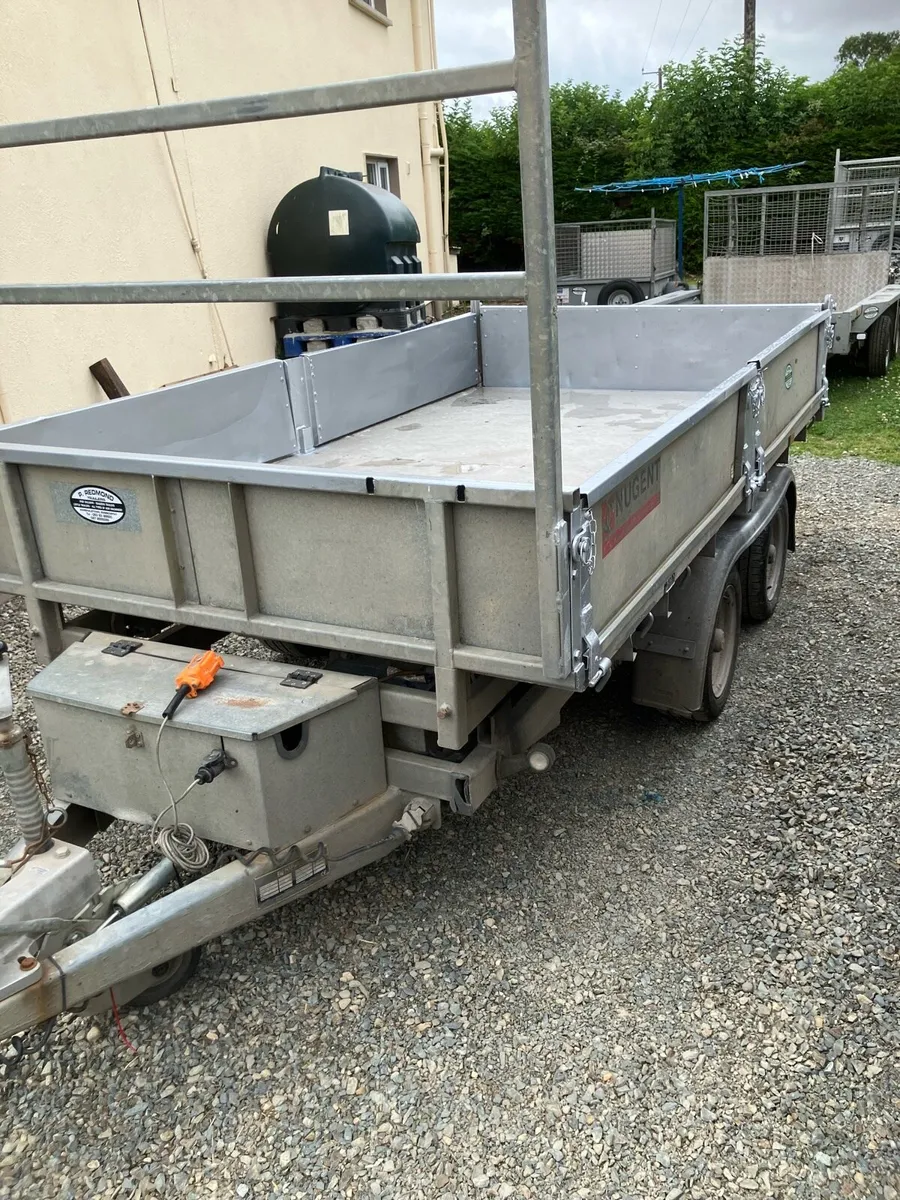 Trailer - Image 1