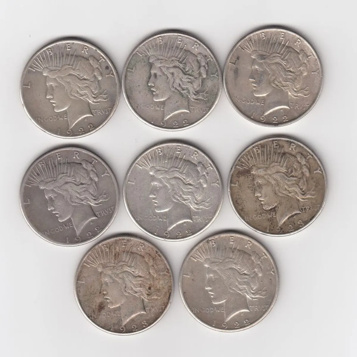 U.S.A. 8 x.Peace Dollars 90% silver coins (no 114) - Image 1