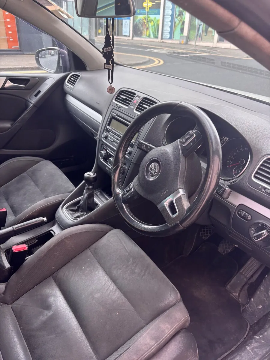 Volkswagen Golf 2009 - Image 3