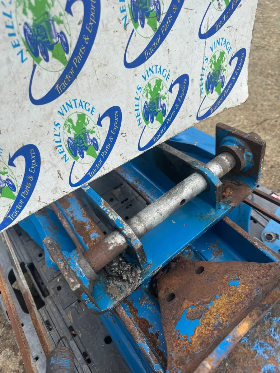 Ford Tractor 3910 4110 4610 Pickup Hitch - Image 2