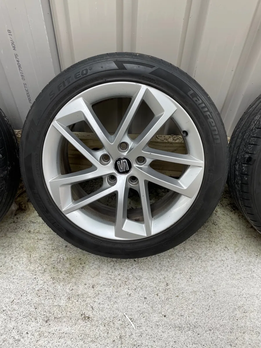 Seat Leon 17’’ alloy - Image 1