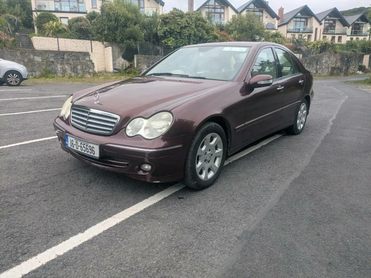Mercedes Benz C180 - Image 2