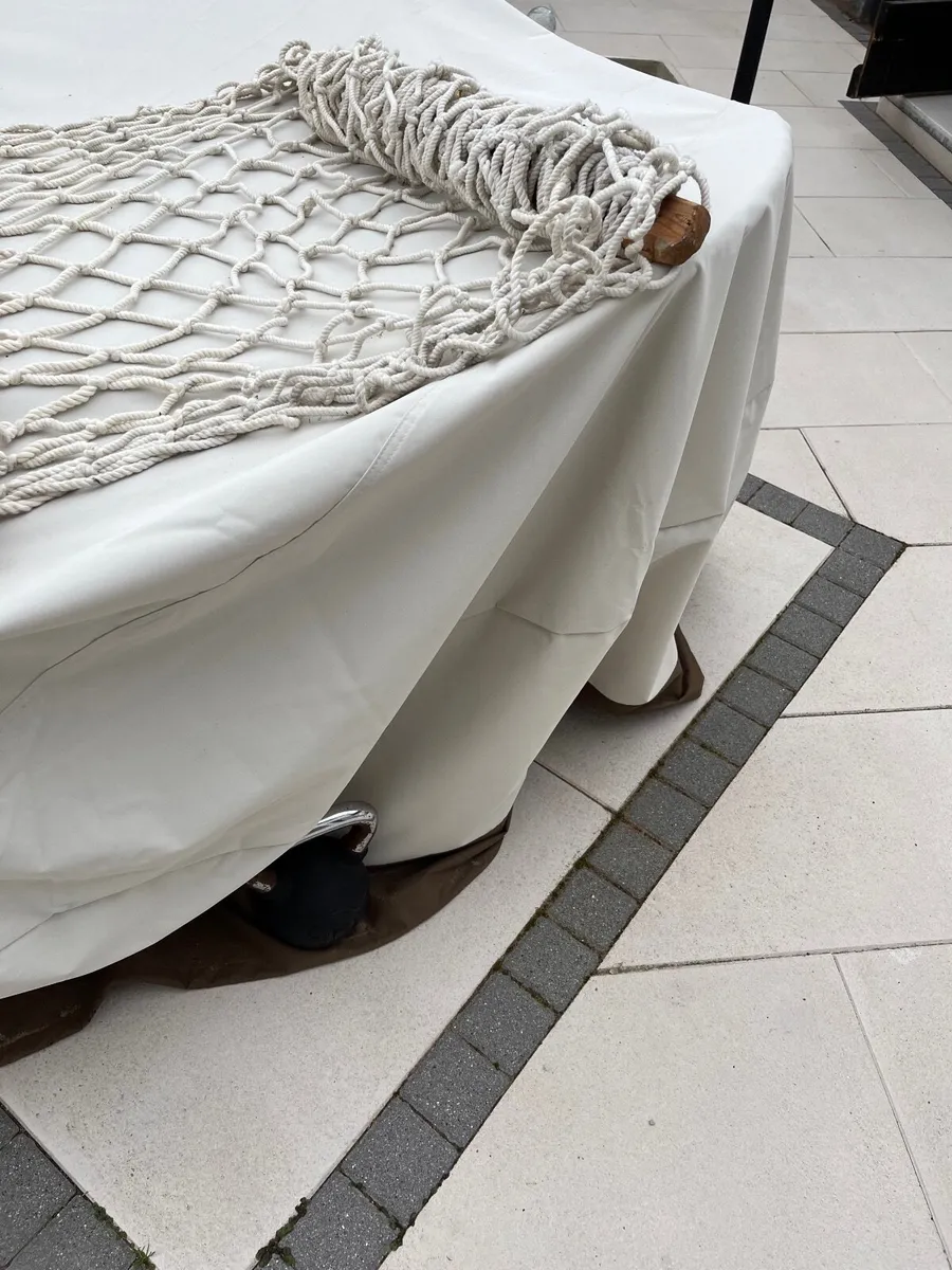 Hammock - Image 1