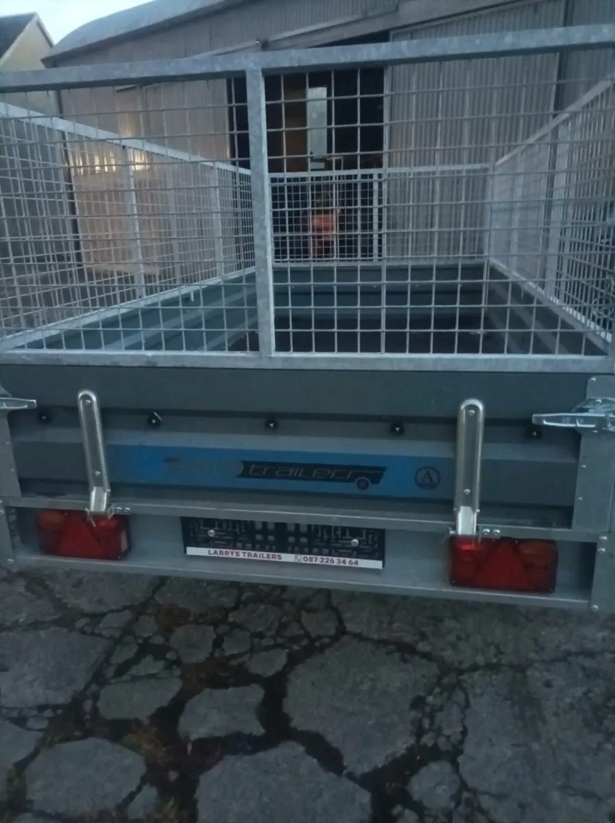 10 X5 trailer - Image 2