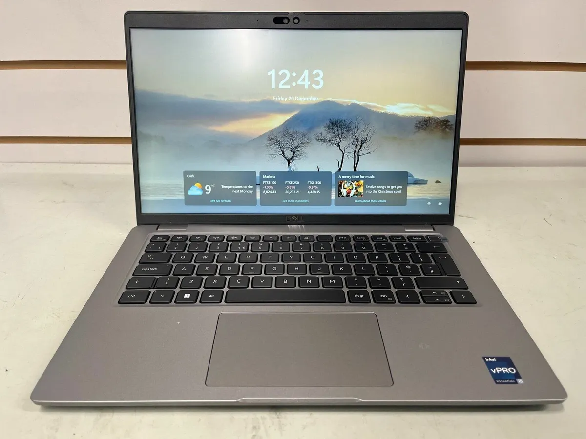 Dell Latitude 5440 - Image 1