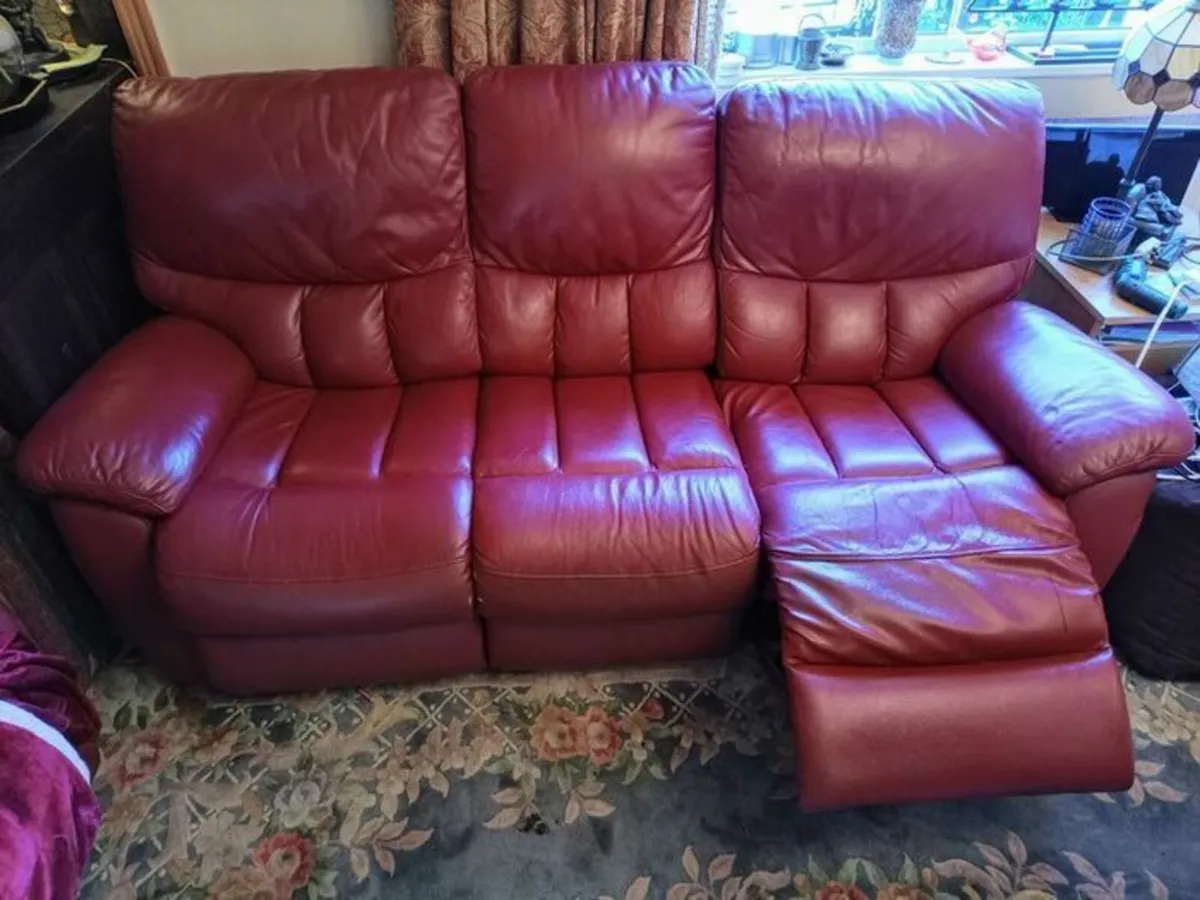 leather couch set - Image 1