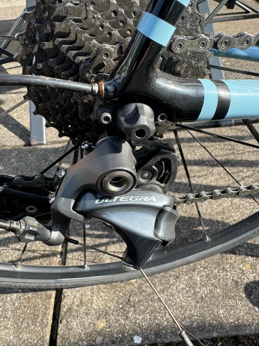 Cannondale Synapse Road Bike - Image 4