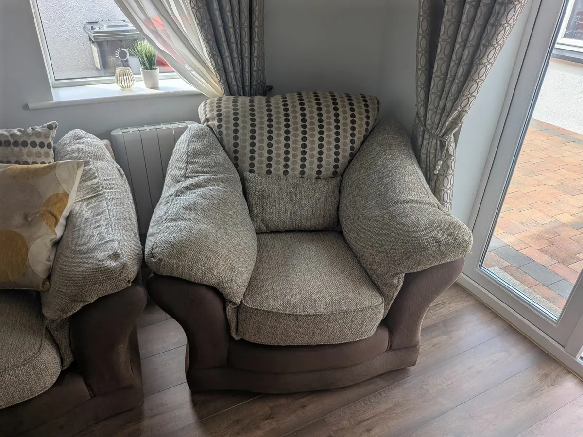 Suite of furniture - Image 3