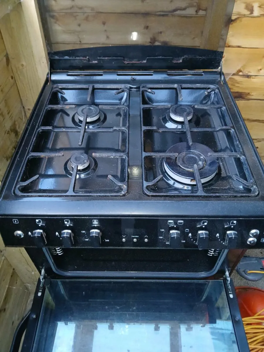 Gas cooker - Image 2