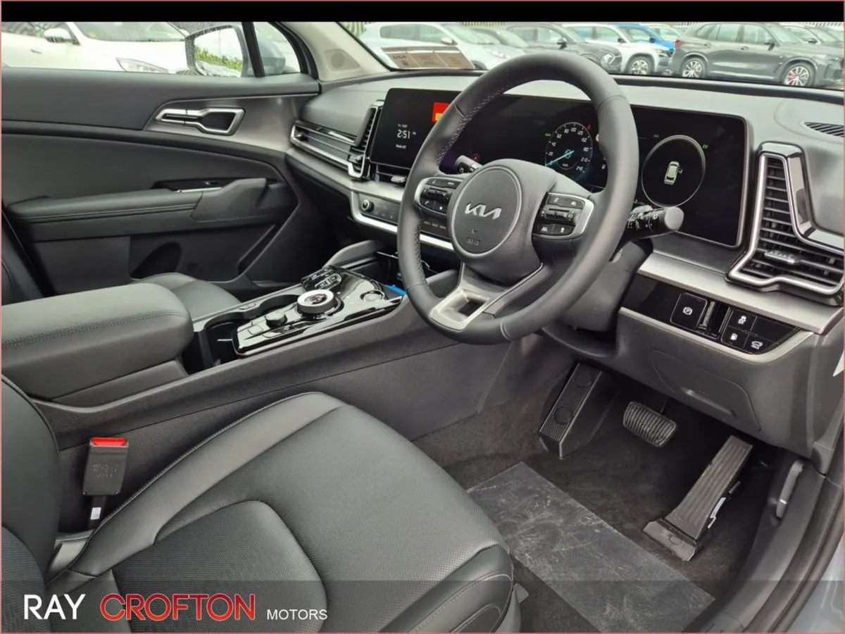 Kia Sportage Plug-in Hybrid - Image 2