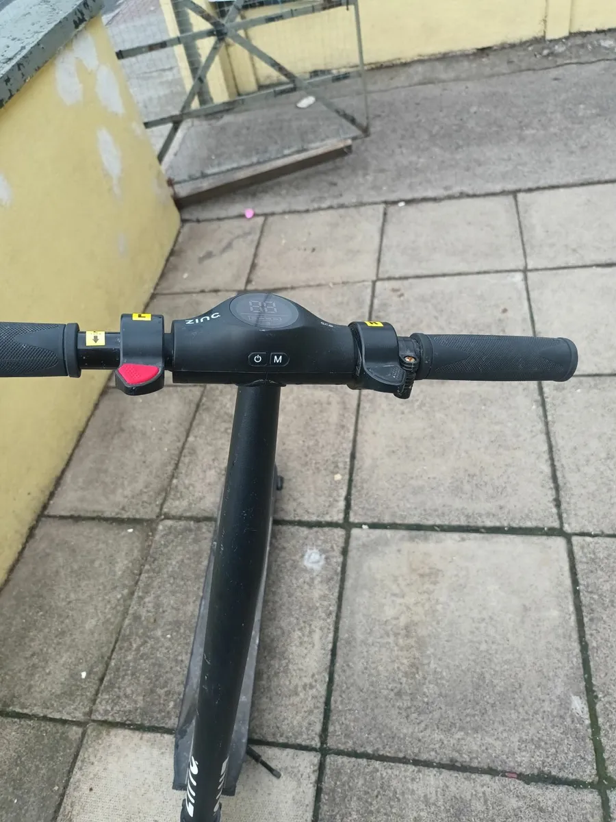 E scooter - Image 2
