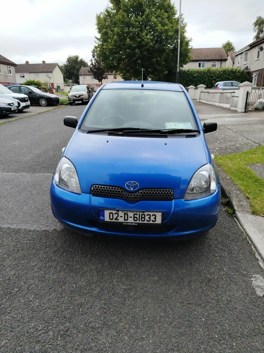 Toyota Yaris 2002 - Image 1