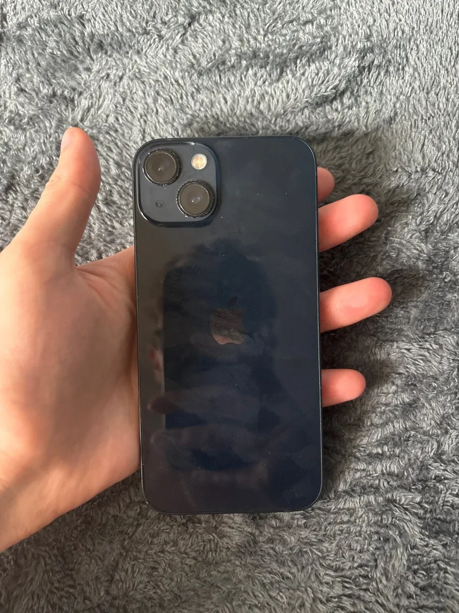 iPhone  13 - Image 2