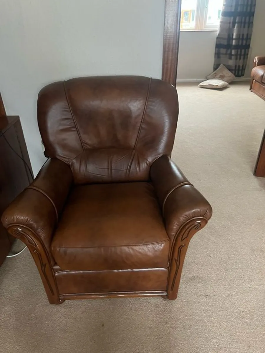 sofa - Image 2