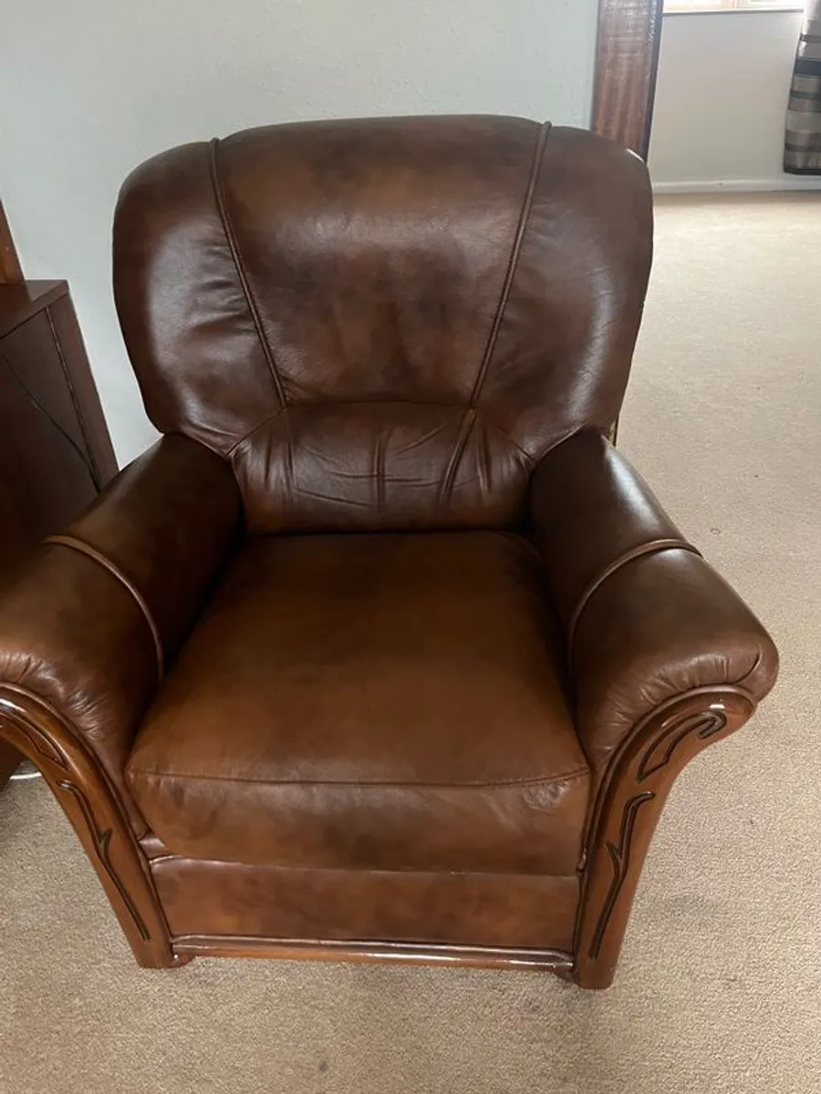 sofa - Image 4