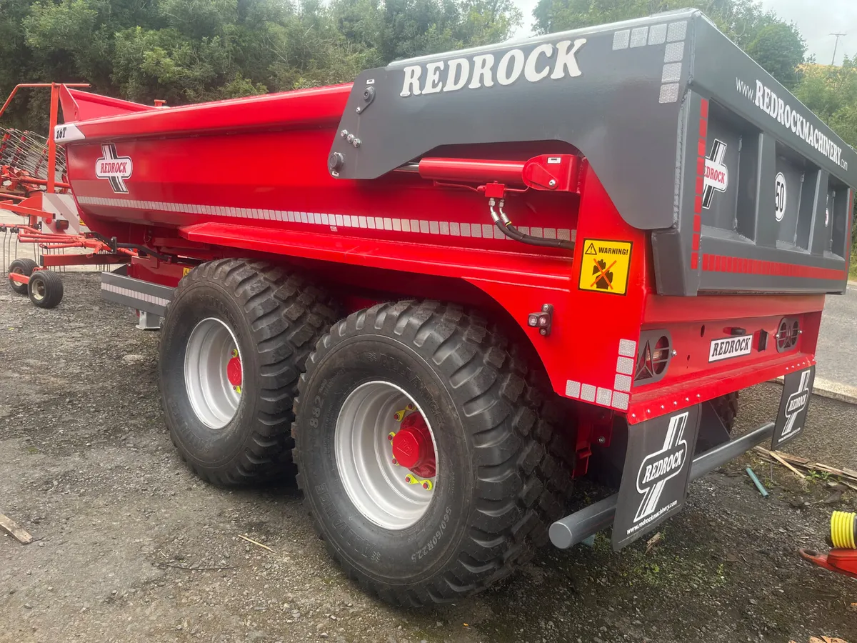New Redrock 16T Halfpipe Dump Trailer - Image 4