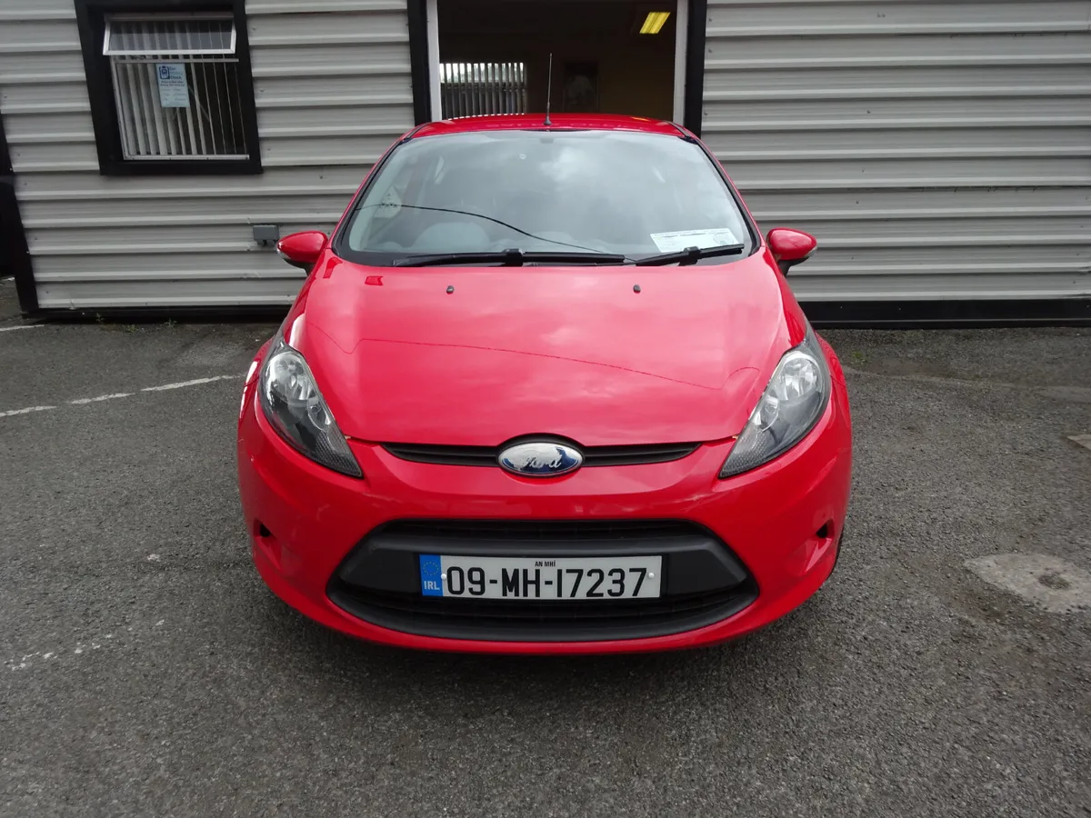 FORD FIESTA 1.25 PETROL 3 DOOR EDGE - Image 2