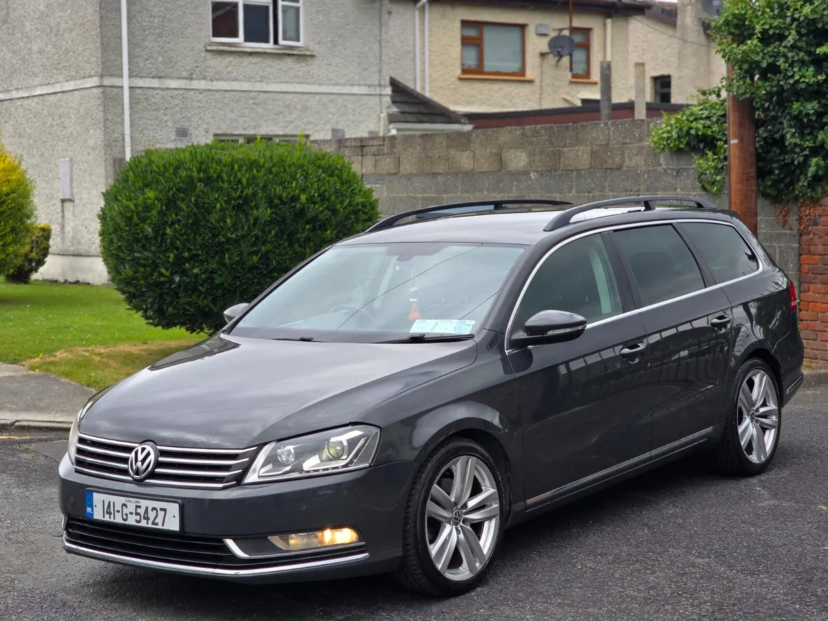 2014 Volkswagen Passat Diesel - Image 2