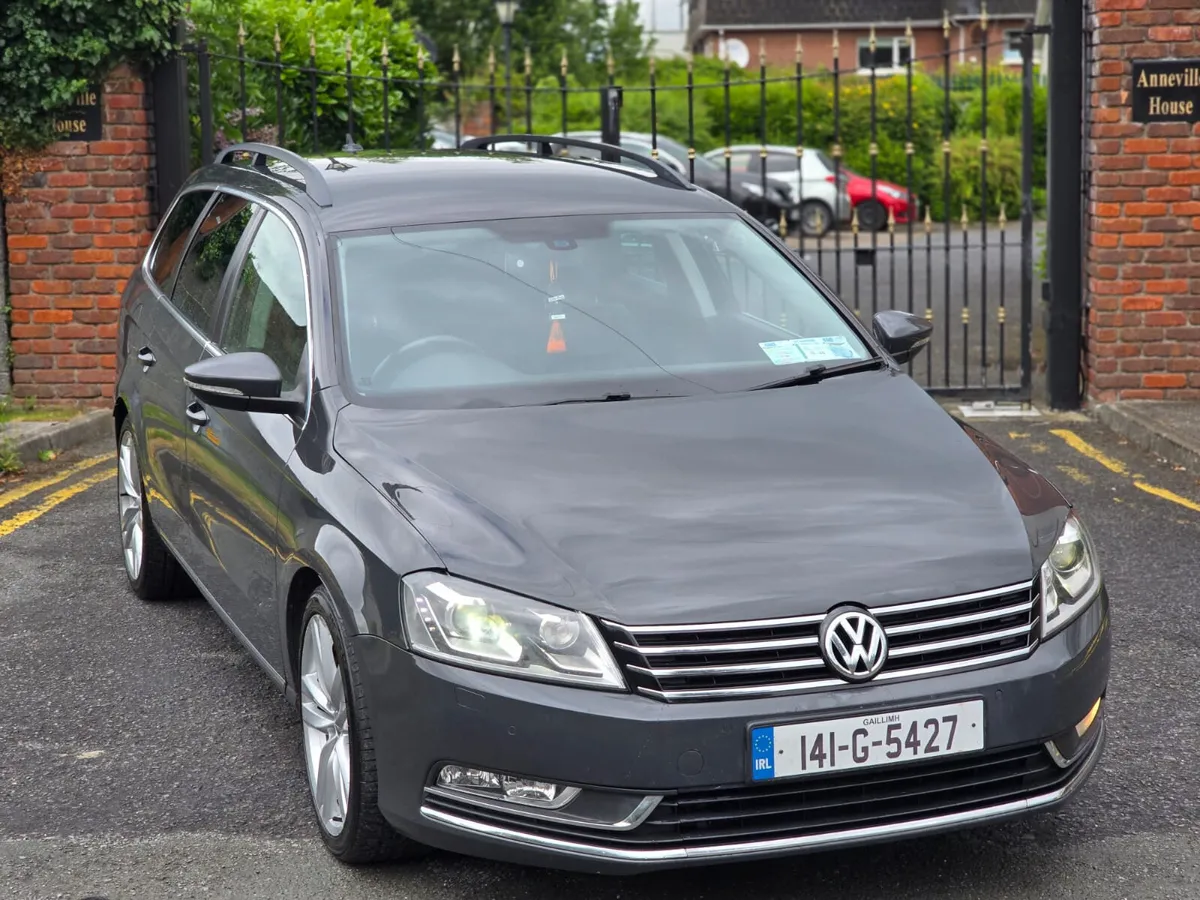 2014 Volkswagen Passat Diesel - Image 3