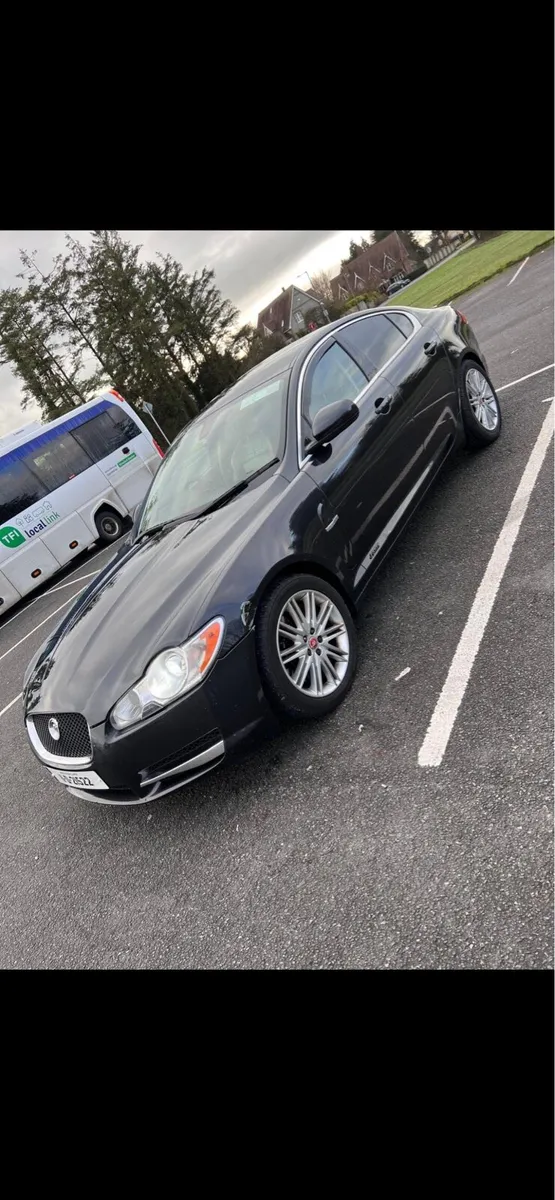 Jaguar xf 2011 3 diesel - Image 2