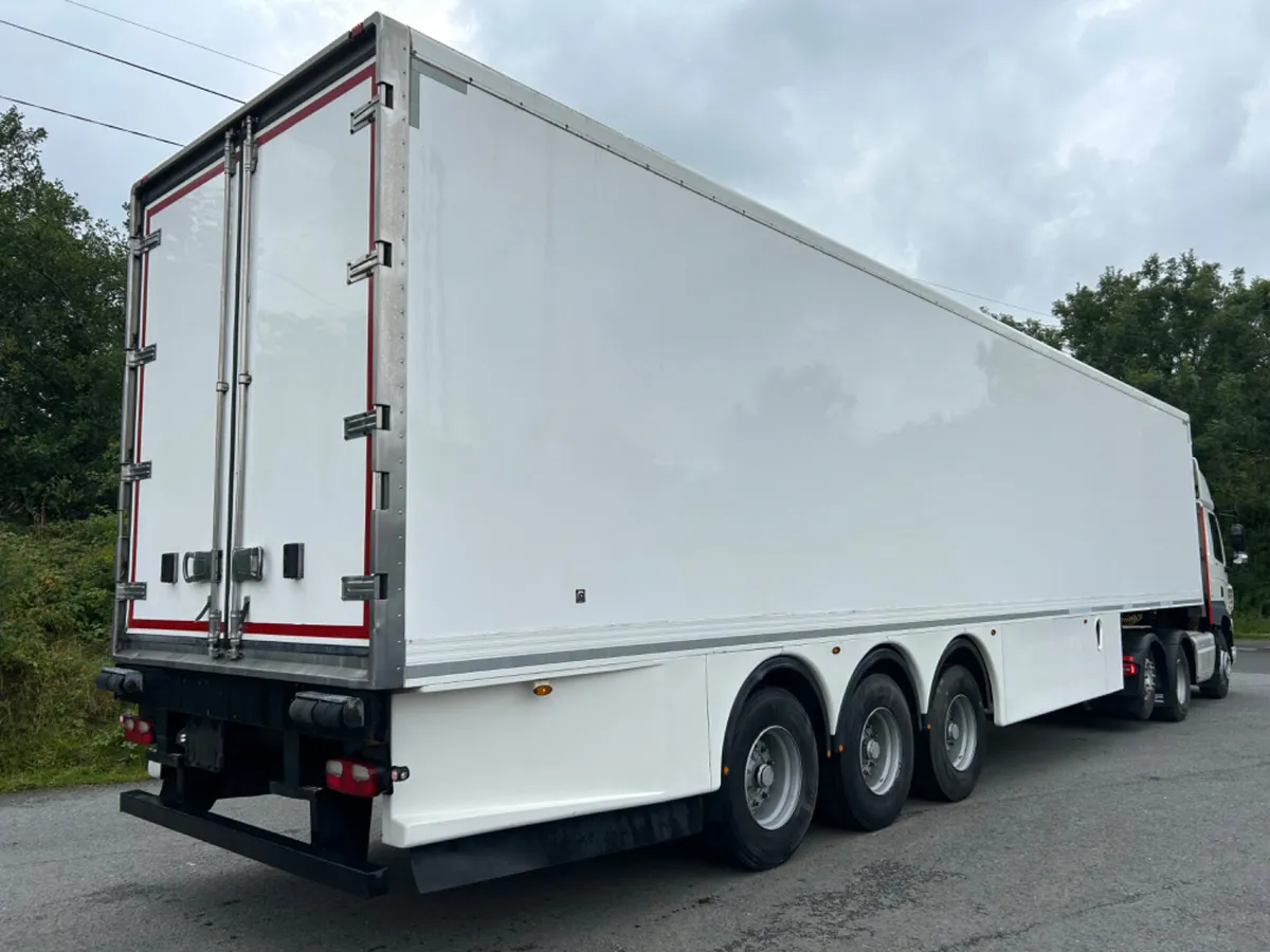 2014 dual evap fridge trailer with barn doors - Image 4