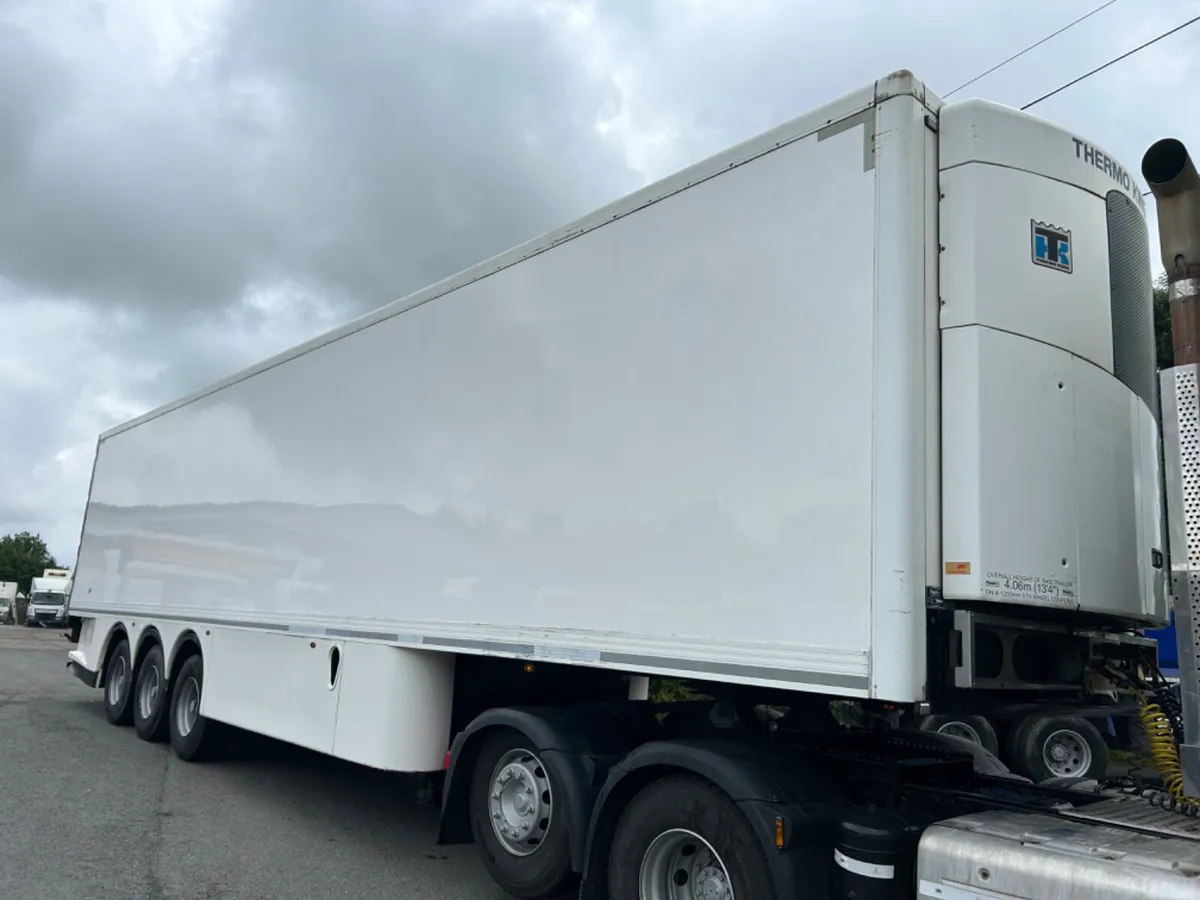 2014 dual evap fridge trailer with barn doors - Image 2