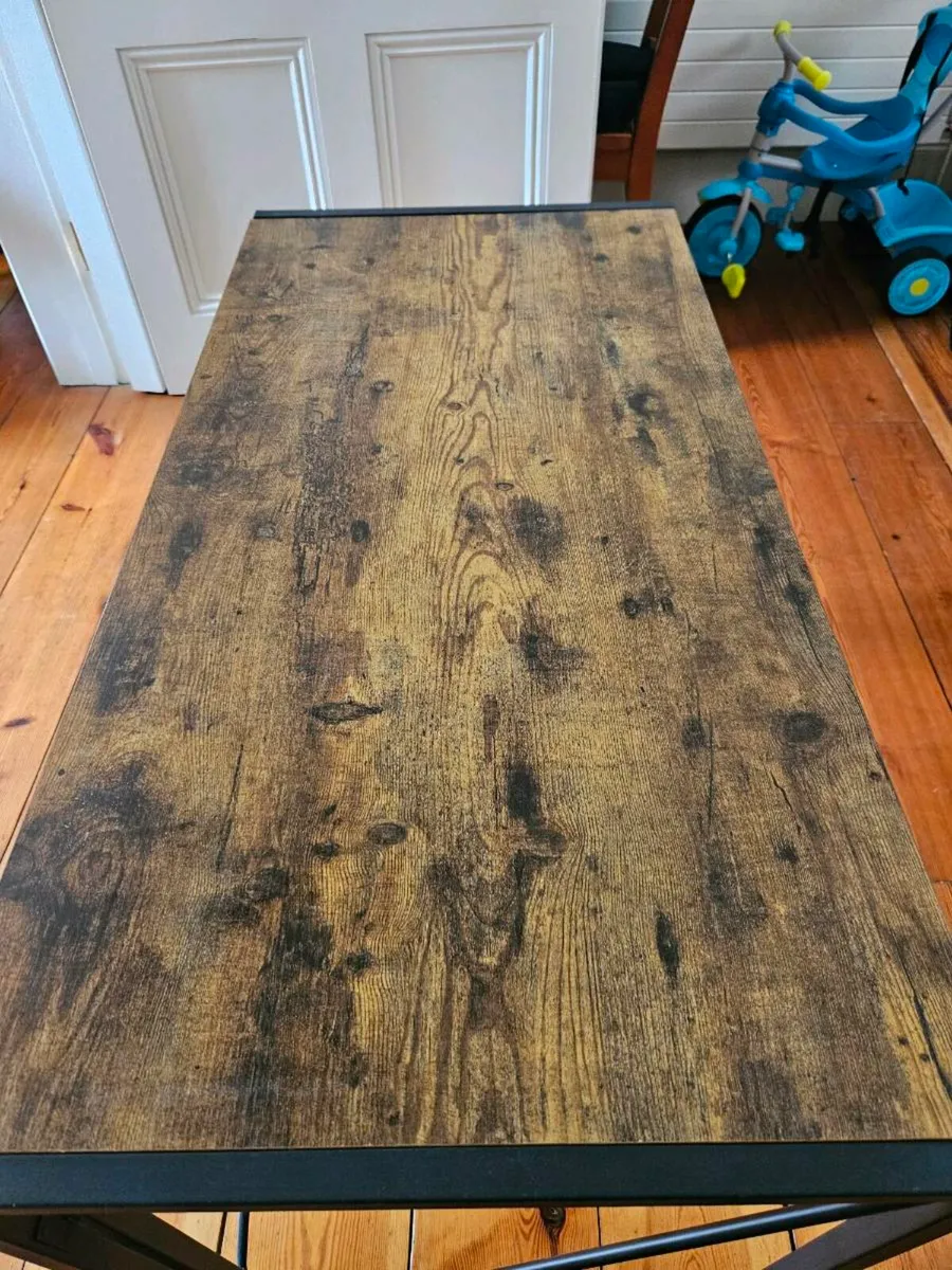 Desk - Image 2