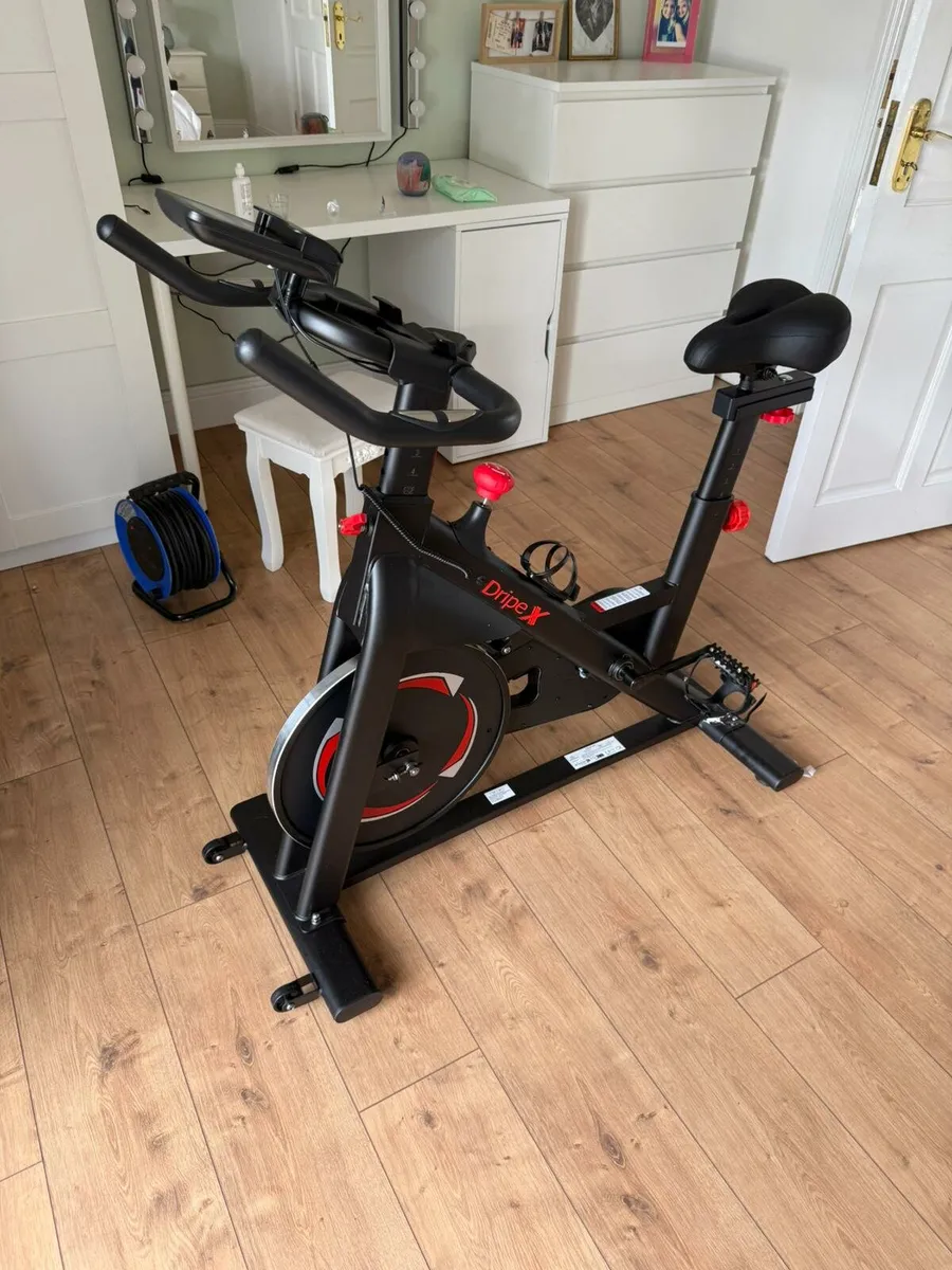 Exercise bike - Image 1